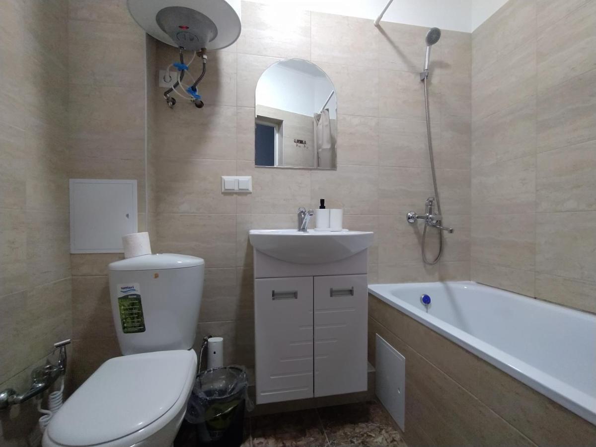 Aura On Sydykova Street 290 Apartment Bishkek Luaran gambar